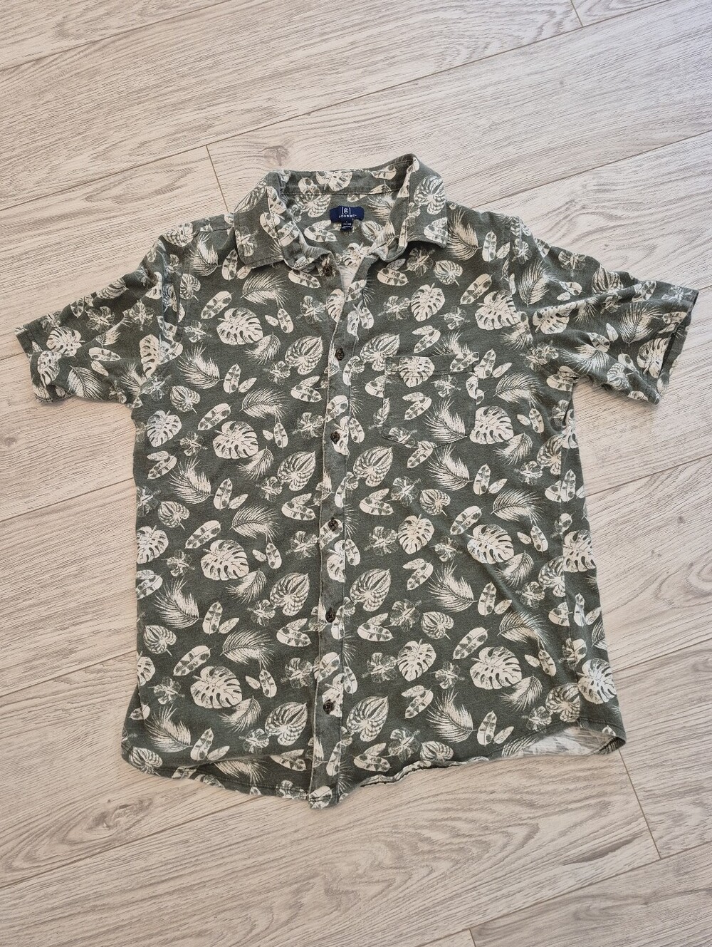George Olive Green Short-Sleeve Button-Up with Cream Leaf Print